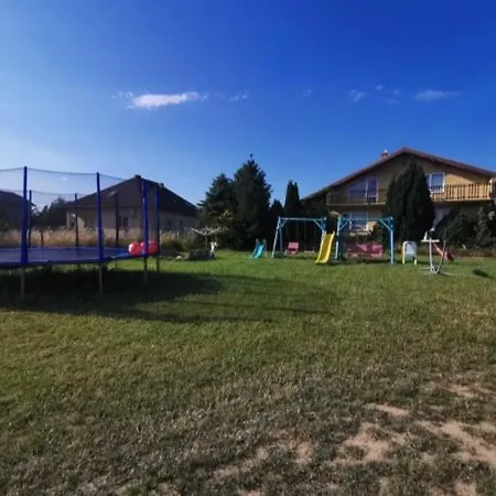 Ubytování v soukromí Serce Kaszub. Z Niezaleznym Wejsciem. *