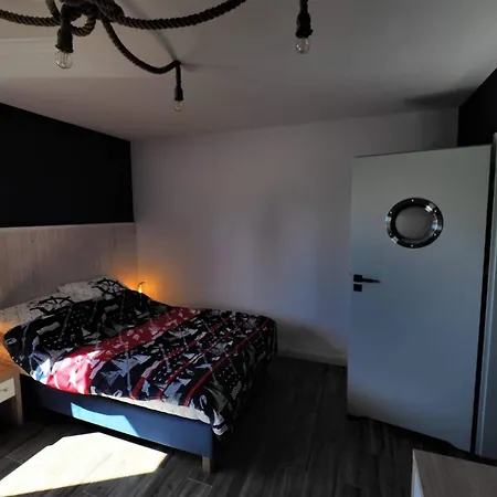 Serce Kaszub. Z Niezaleznym Wejsciem. * Swarzewo